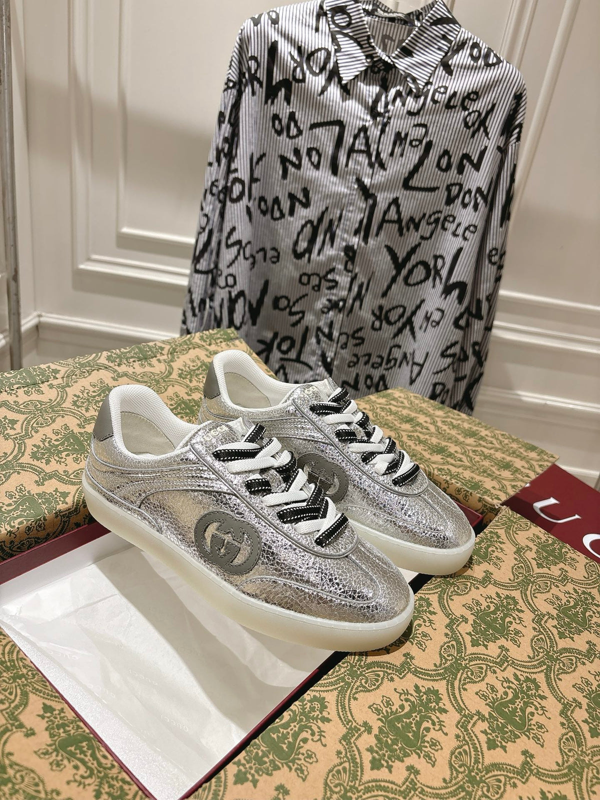 New women's style now available! Gucci 2025 Fall/Winter sneakers