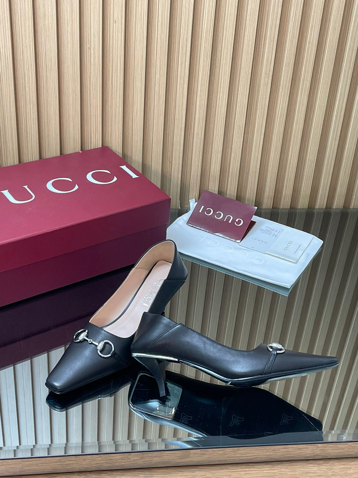 2026 Early Spring GUCCI High-End Vittoria Series Low-Cut Women's Shoes