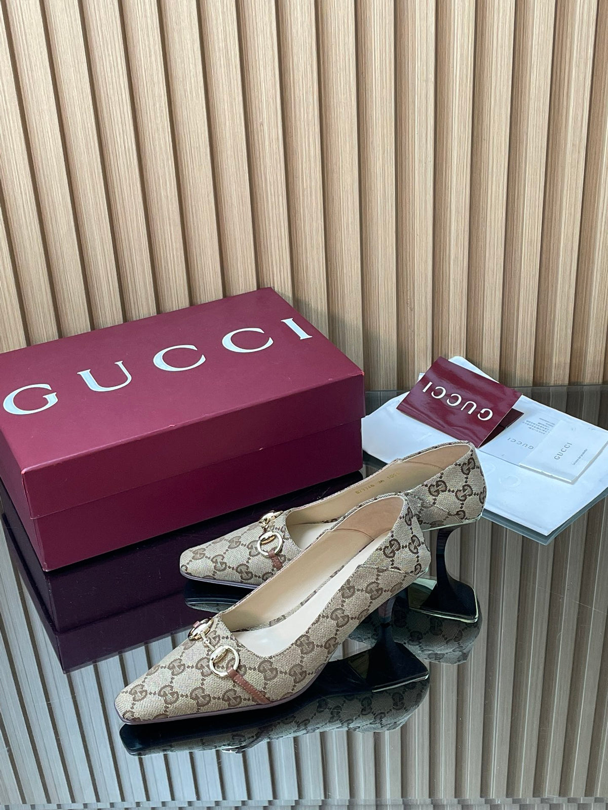2026 Early Spring GUCCI High-End Vittoria Series Low-Cut Women's Shoes