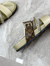 Louis Vuitton Spring/Summer Newest Couple Chain Sandals