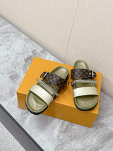 Louis Vuitton Spring/Summer Newest Couple Chain Sandals