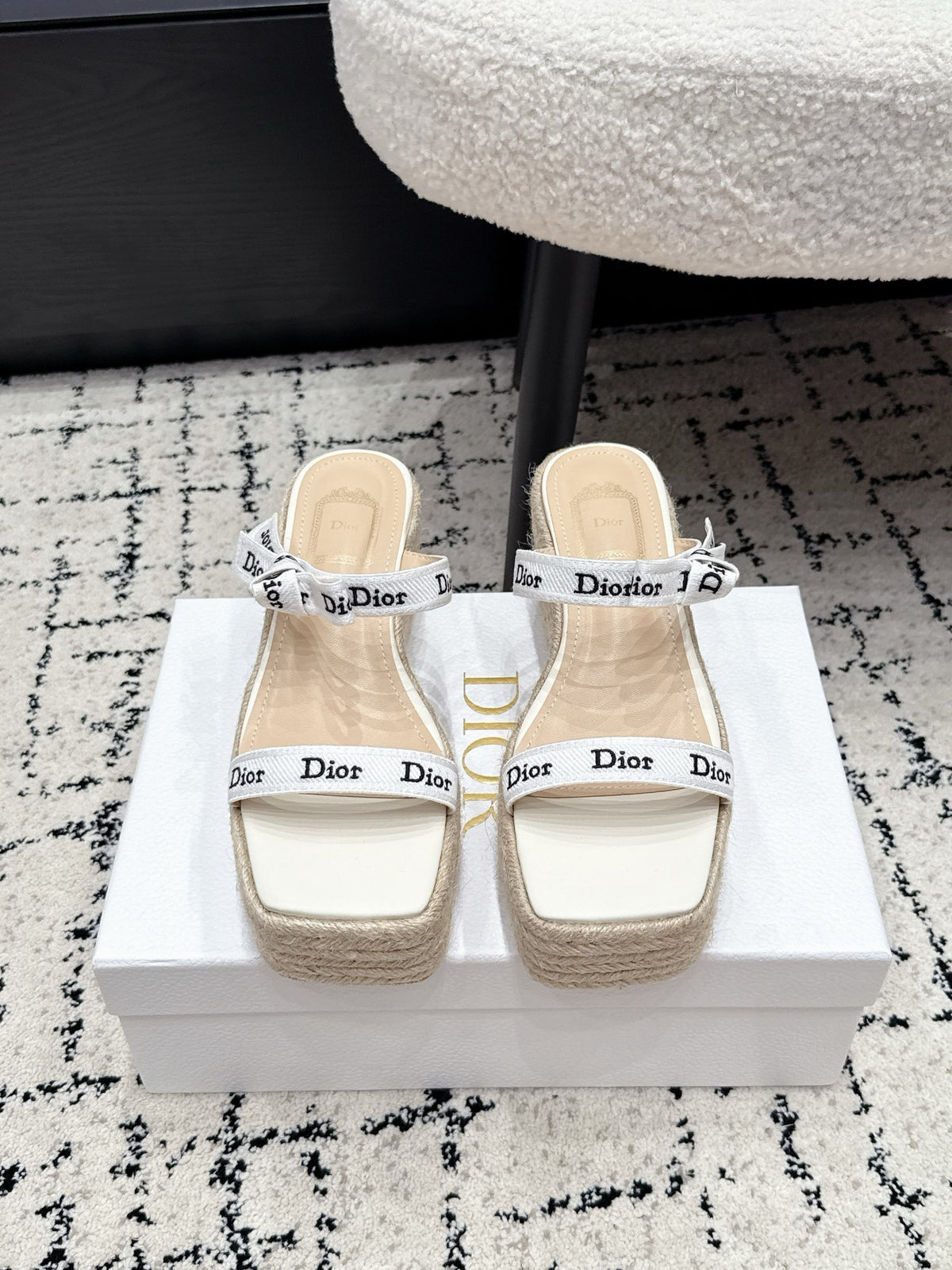 DIOR Spring/Summer 2026 Newest Letter Ribbon Straw Wedge Sandals