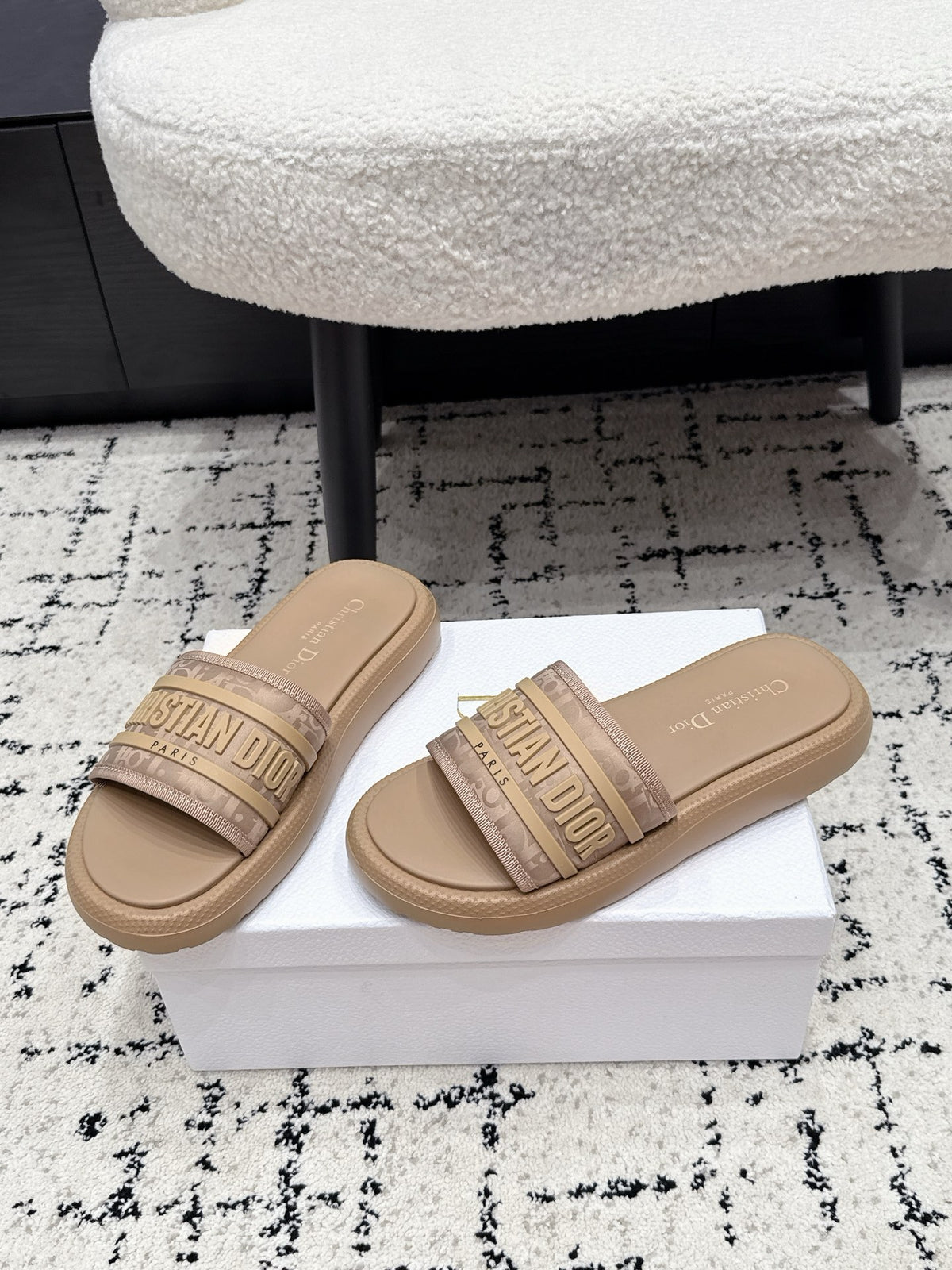 Dior Latest Dway Collection Embroidered Platform Sandals