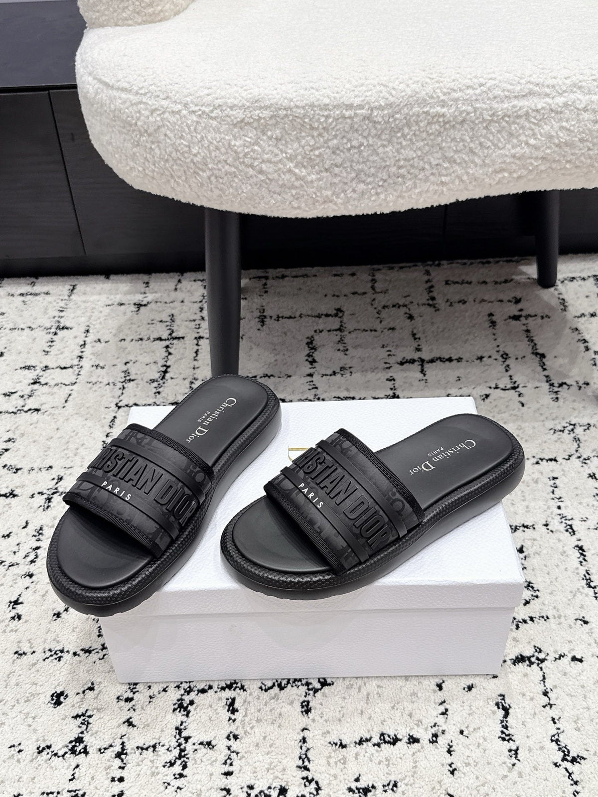 Dior Latest Dway Collection Embroidered Platform Sandals