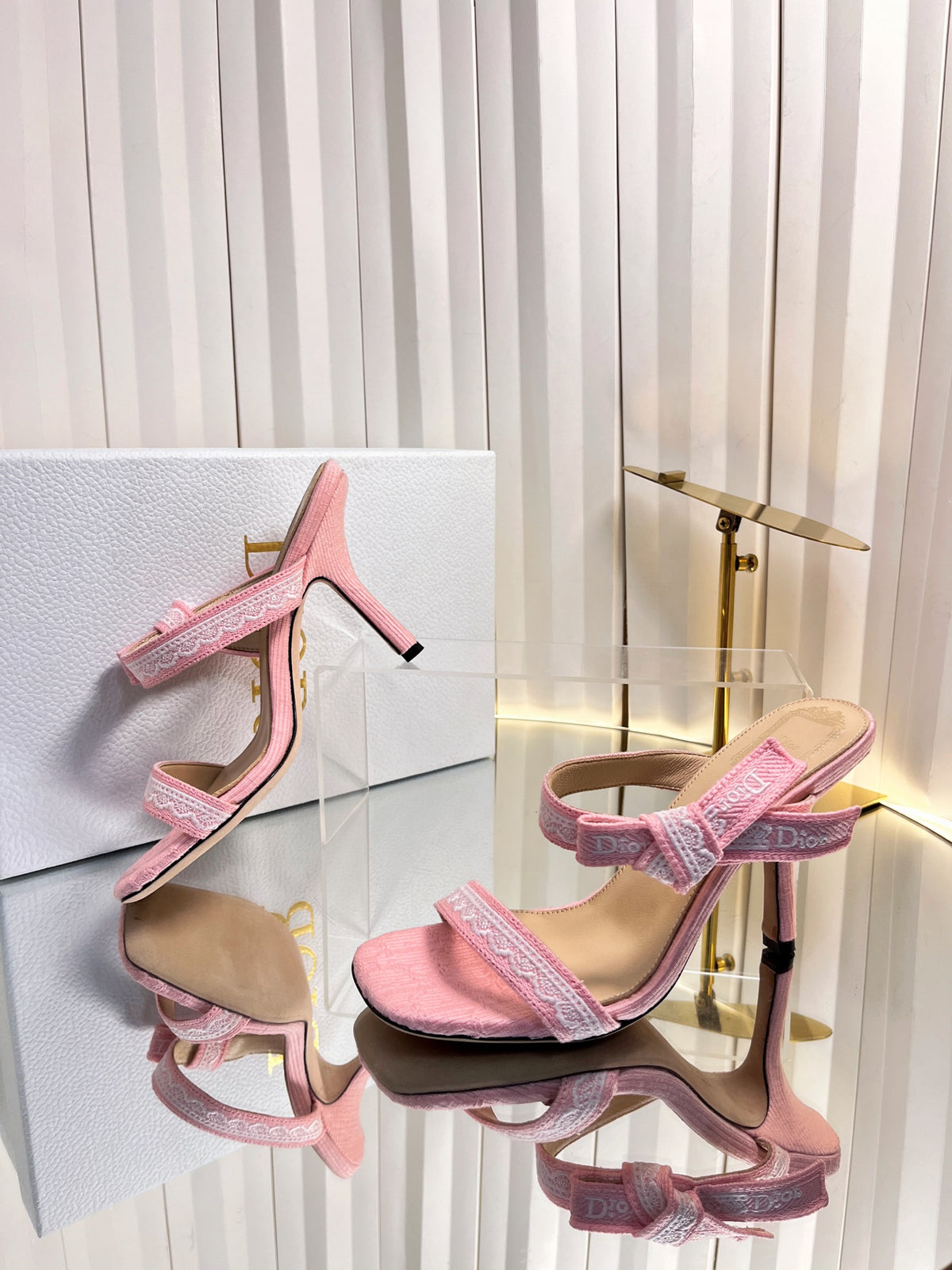 High-quality J'ADIOR strappy sandals, Dior 2026 Spring/Summer latest color Macrame