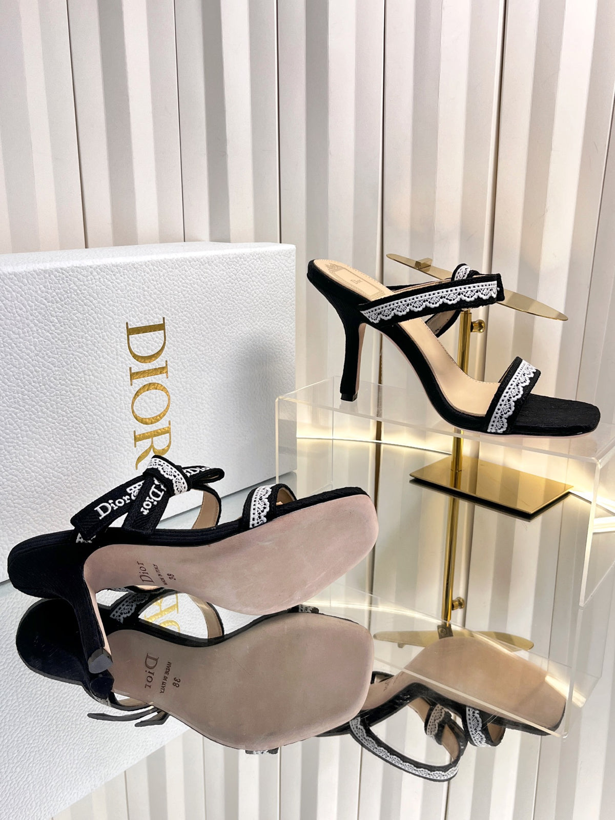 High-quality J'ADIOR strappy sandals, Dior 2026 Spring/Summer latest color Macrame, jacquard embroidered logo high-heeled color-blocked women's shoes