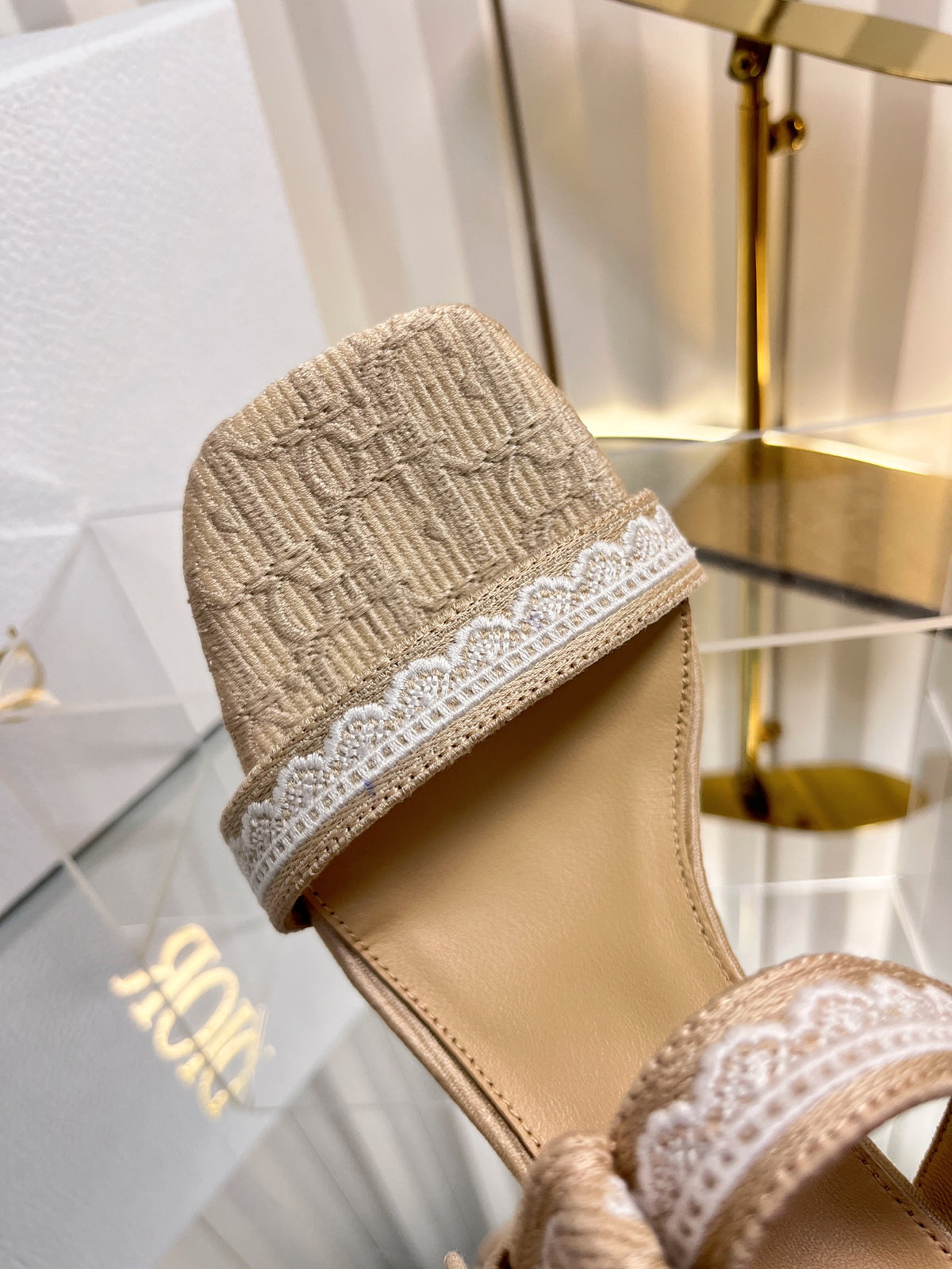 High-quality J'ADIOR strappy sandals, Dior 2026 Spring/Summer latest color Macrame, jacquard embroidered logo high-heeled color-blocked women's shoes