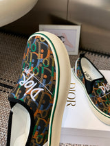Dior's new 2026 Spring/Summer runway collection embroidered casual loafers