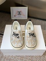 Dior's new 2026 Spring/Summer runway collection embroidered casual loafers