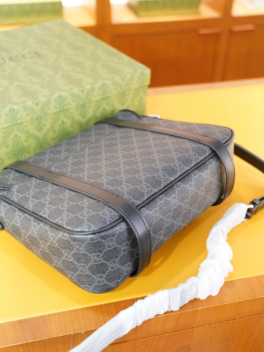 GUCCI official website synchronized high-quality crossbody shoulder bag