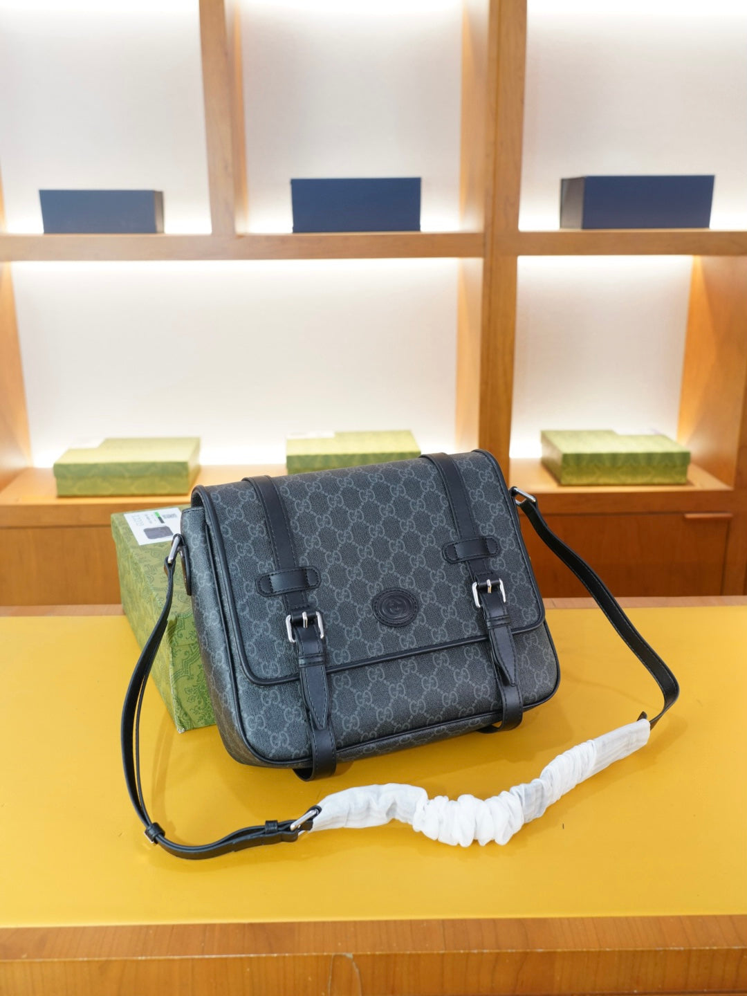 GUCCI official website synchronized high-quality crossbody shoulder bag