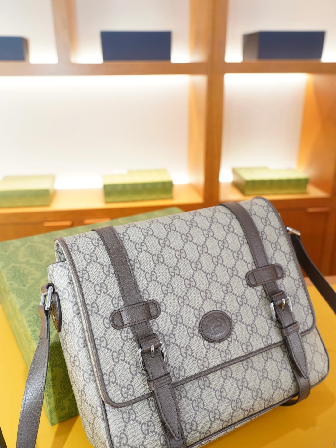 GUCCI official website synchronized high-quality crossbody shoulder bag
