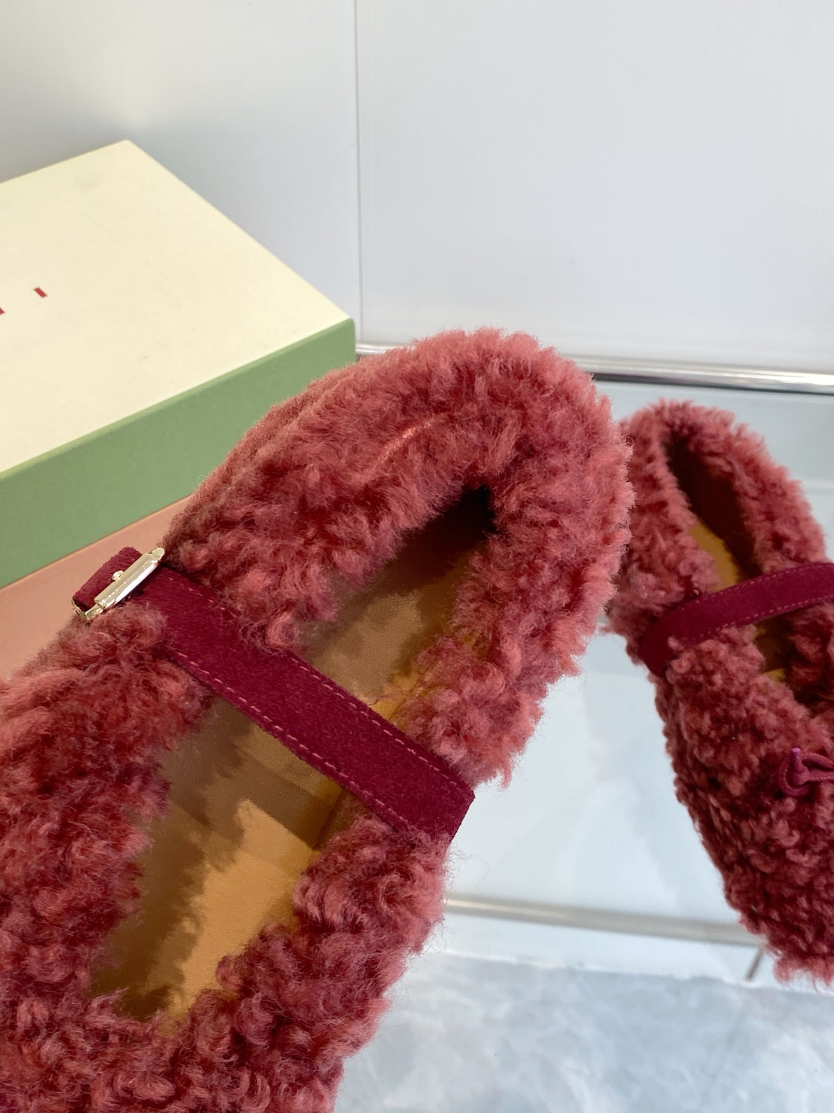 Marni SS26 Autumn/Winter New Style Furry Shoes