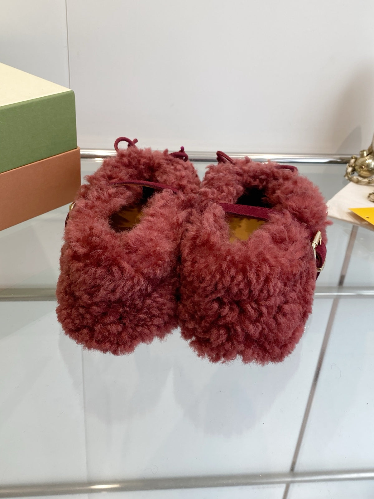 Marni SS26 Autumn/Winter New Style Furry Shoes