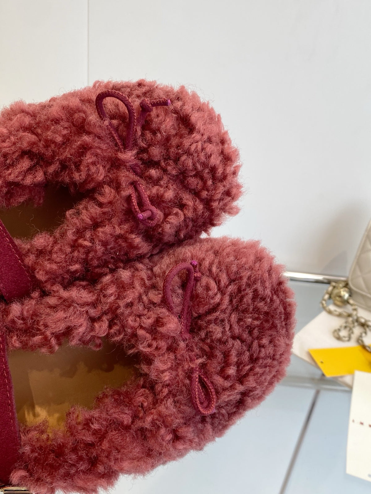 Marni SS26 Autumn/Winter New Style Furry Shoes