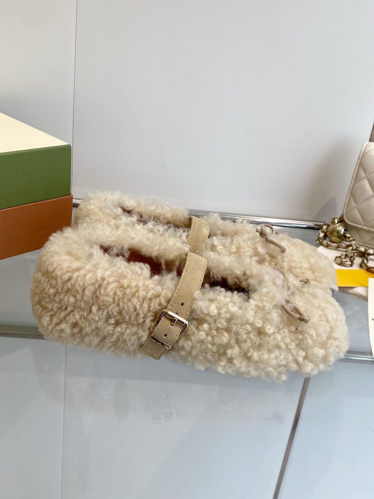 Marni SS26 Autumn/Winter New Style Furry Shoes