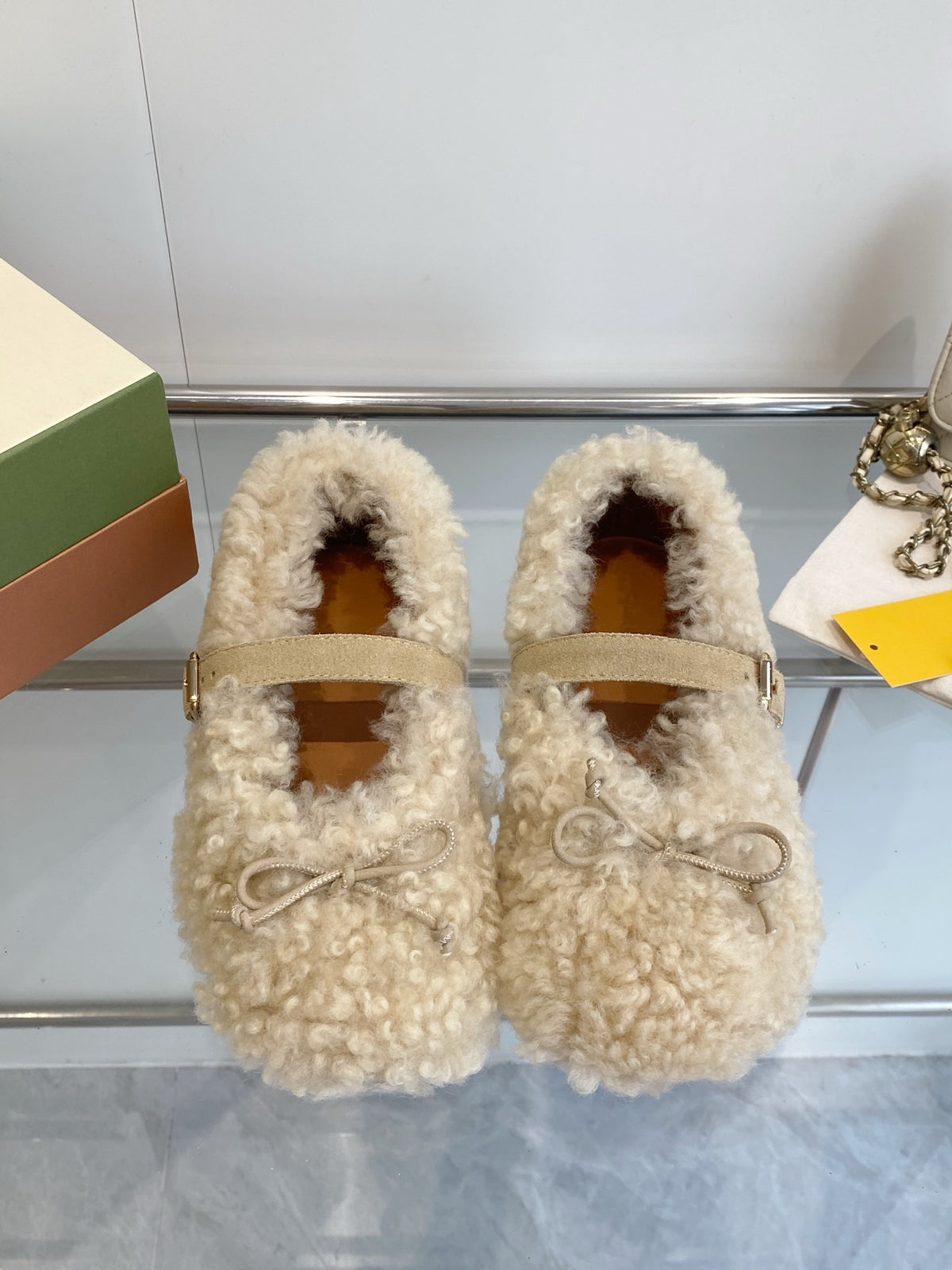 Marni SS26 Autumn/Winter New Style Furry Shoes