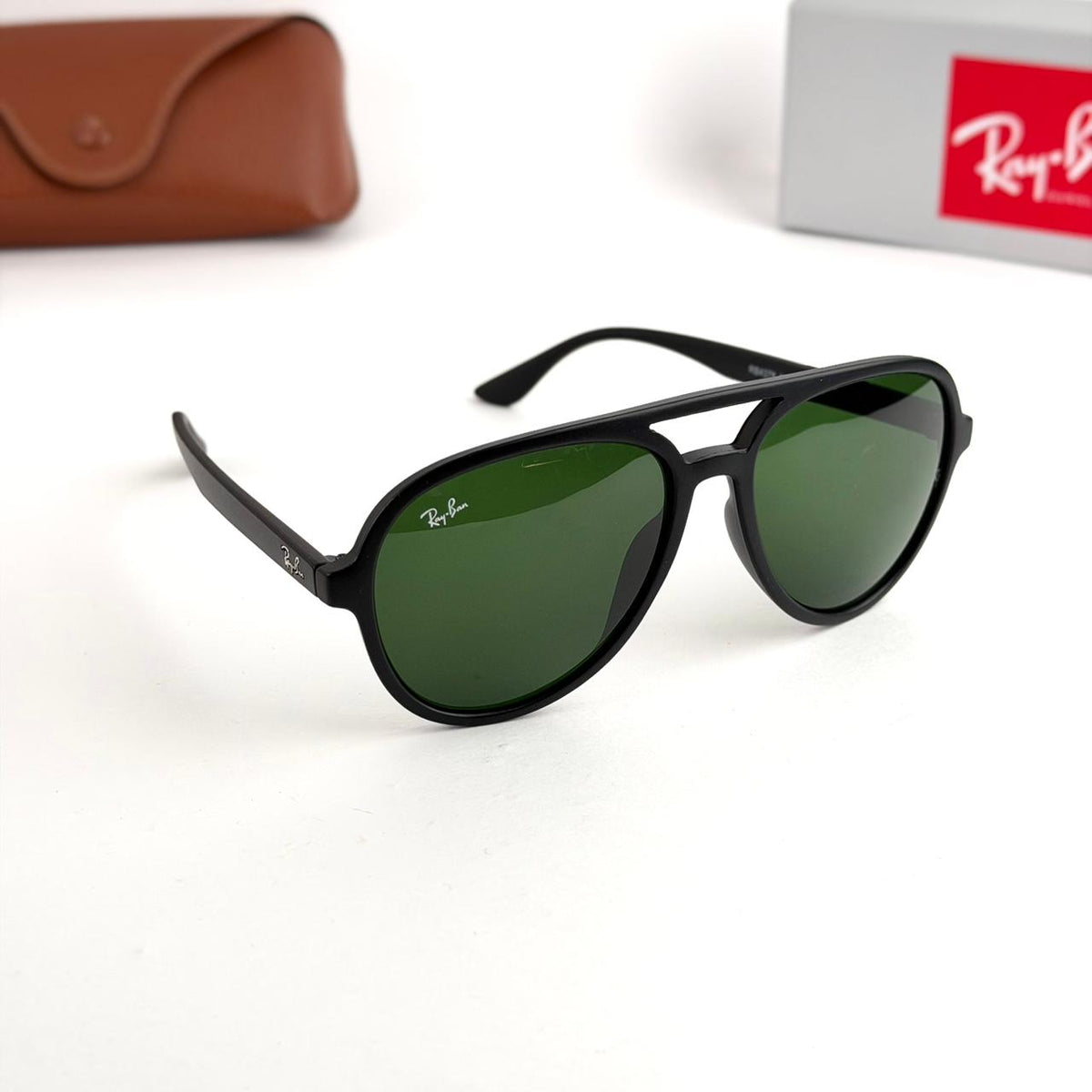 Ray Ban Aviator Full-Rim – Black Green Lenses