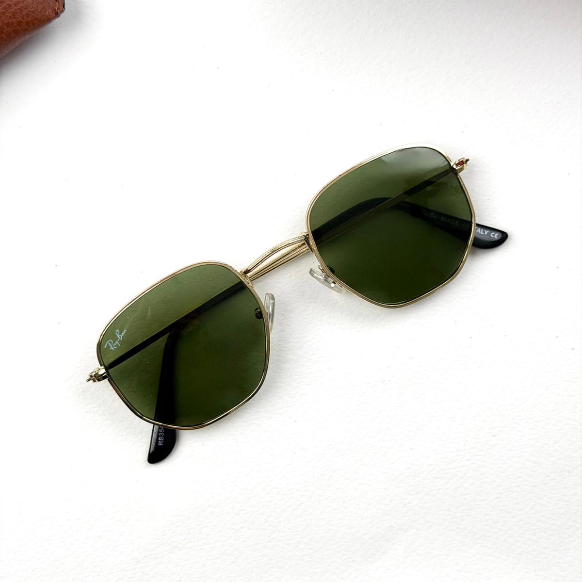 Ray Ban Hexagonal Classic b – Gold Green