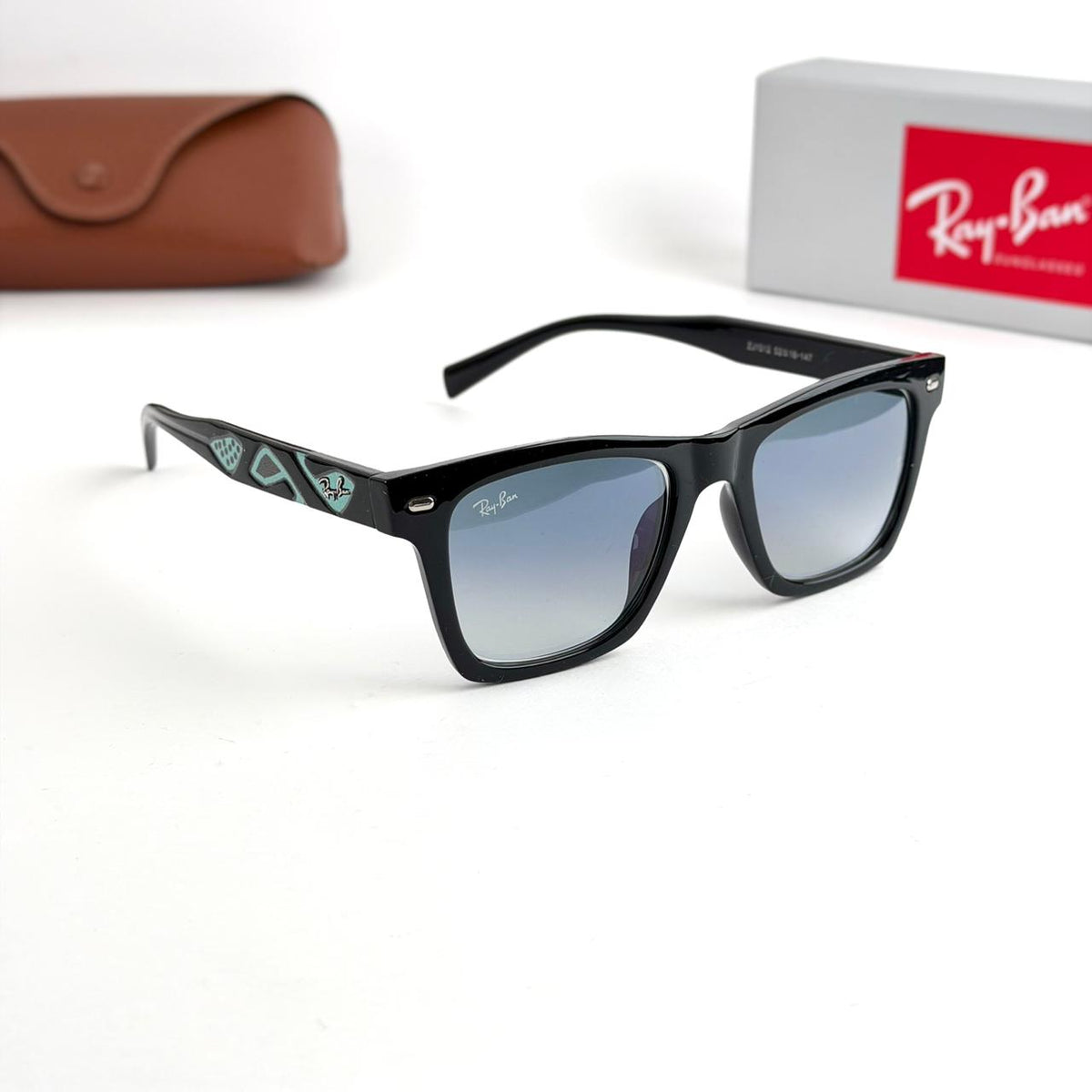Ray Ban Wayfarer Art RB1012 – Blue Gradient