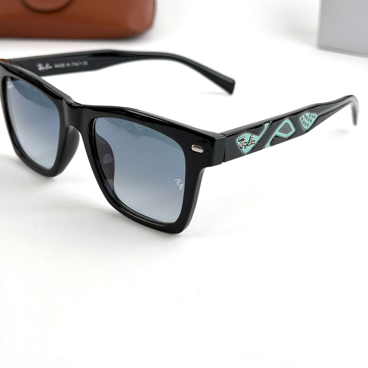Ray Ban Wayfarer Art RB1012 – Blue Gradient