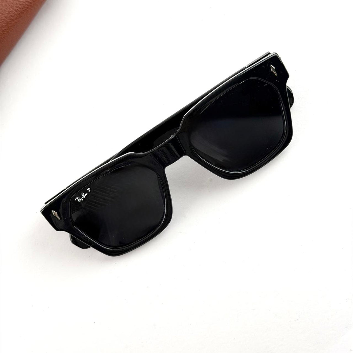 Ray Ban Square Polarized RB7743 – Black