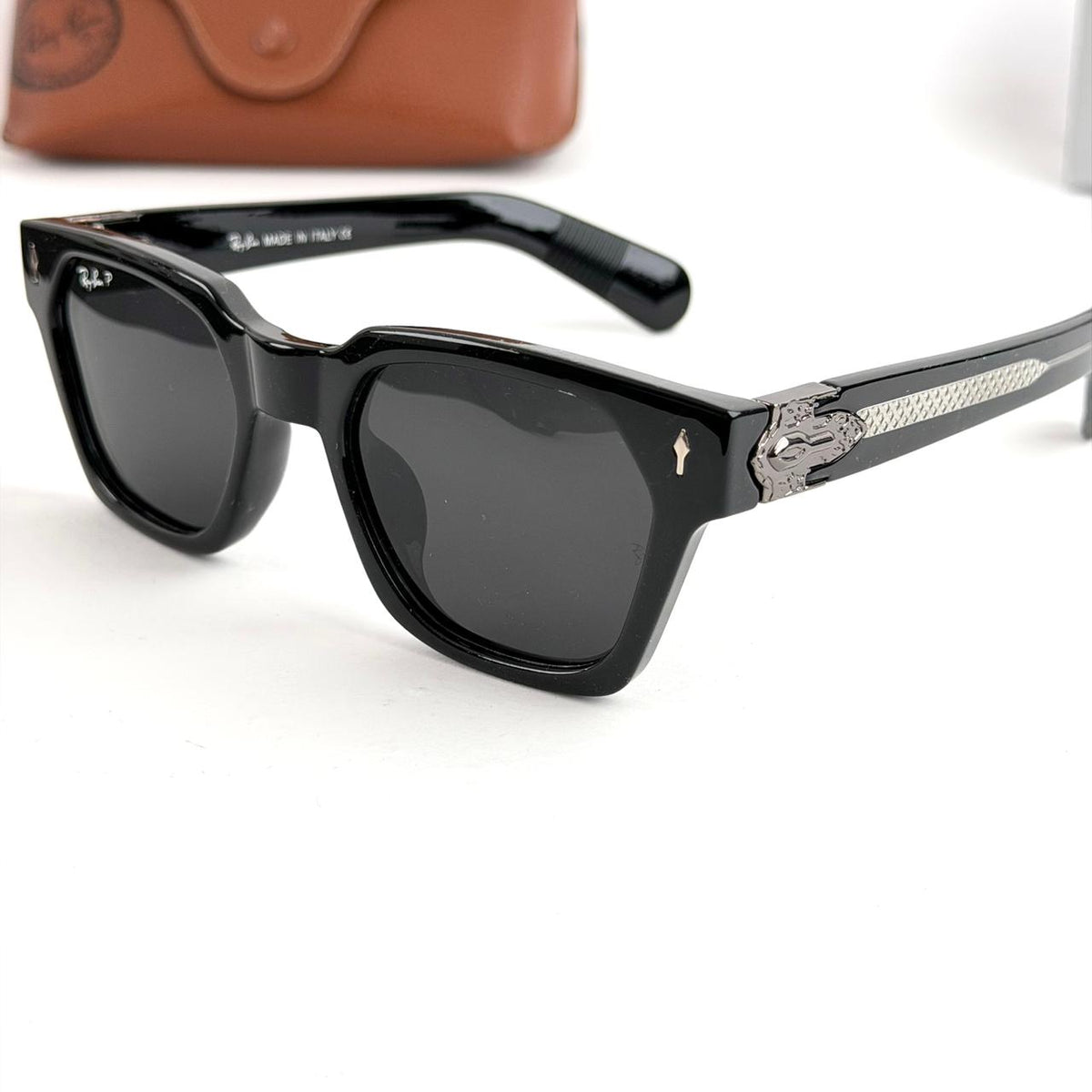 Ray Ban Square Polarized RB7743 – Black