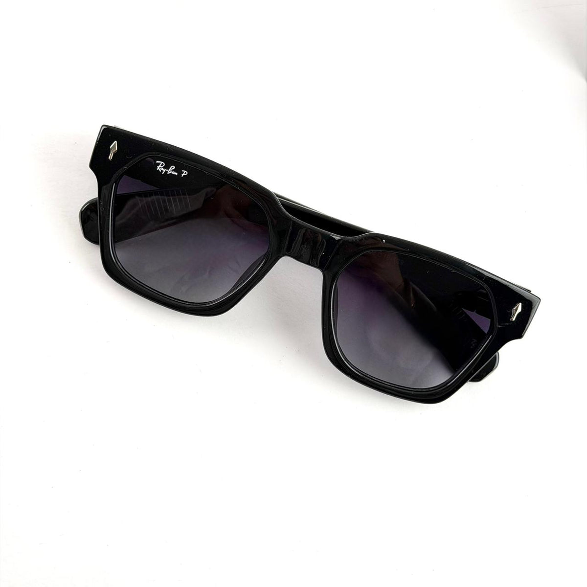 Ray Ban Square Polarized RB7743 – Purple Gradient