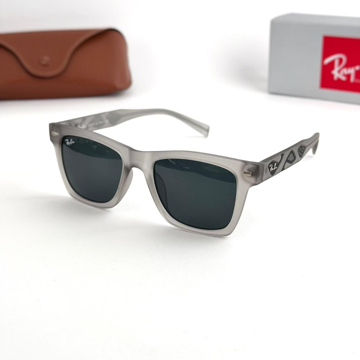 Ray Ban Wayfarer Art RB1012 – Crystal Grey