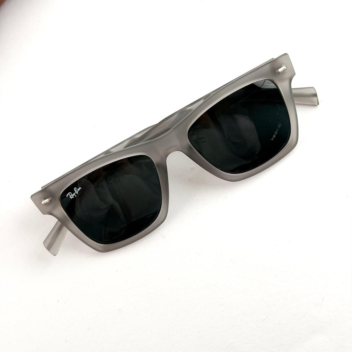 Ray Ban Wayfarer Art RB1012 – Crystal Grey