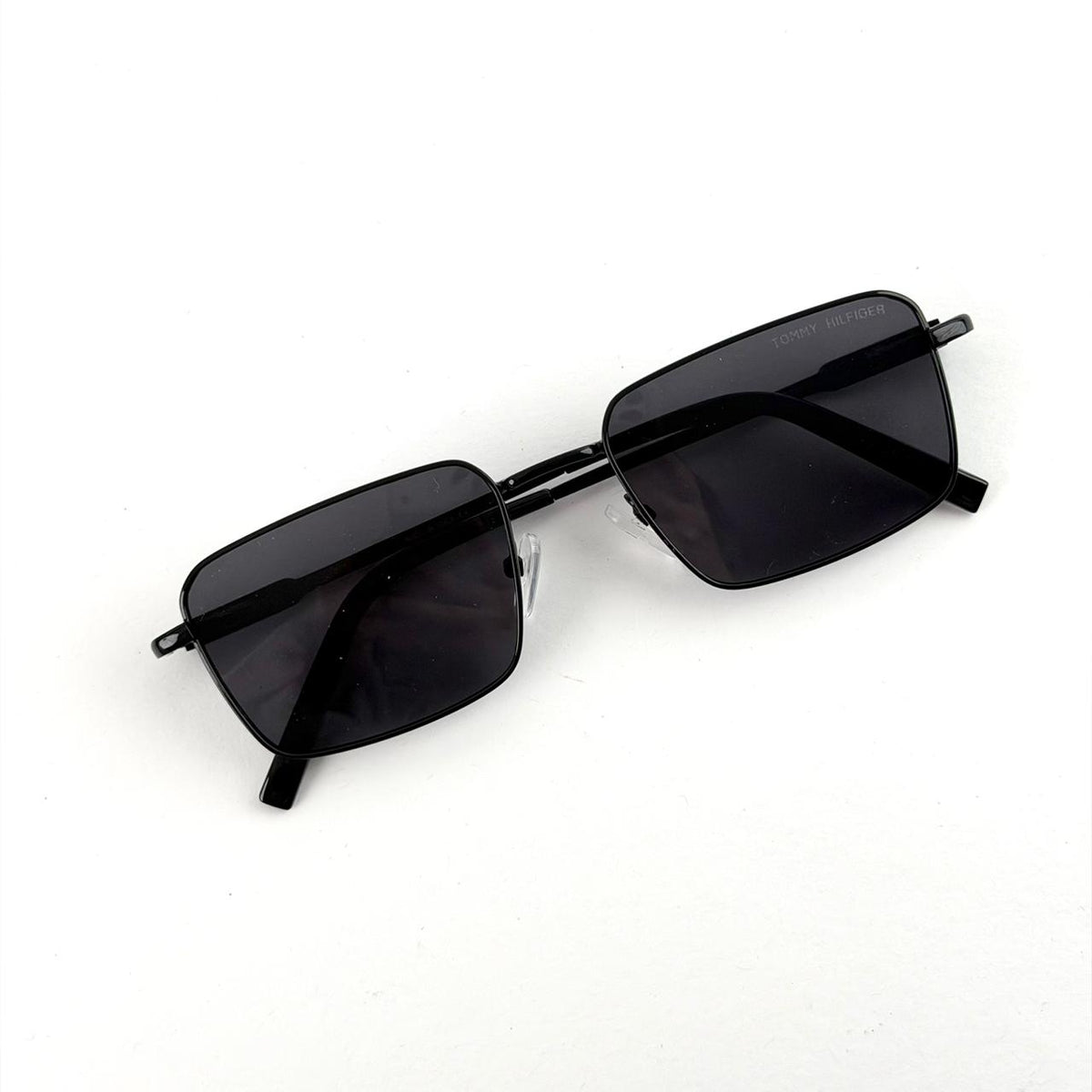 Tommy Hilfiger Rectangular – Full Black