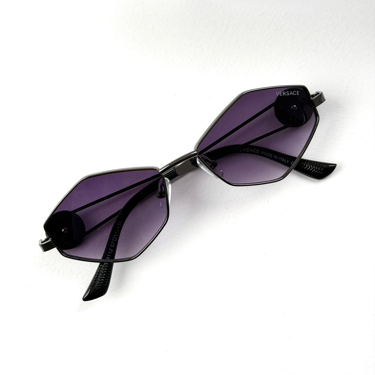 Versace Medusa Geometric T091 - Black Purple Gradient