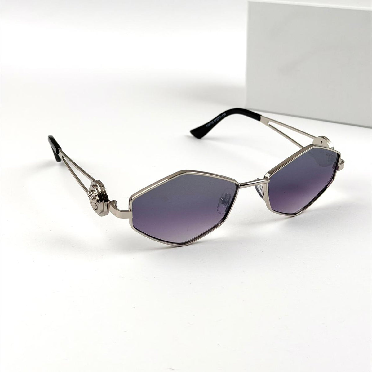 Versace Medusa Geometric T091 - Silver Purple Gradient